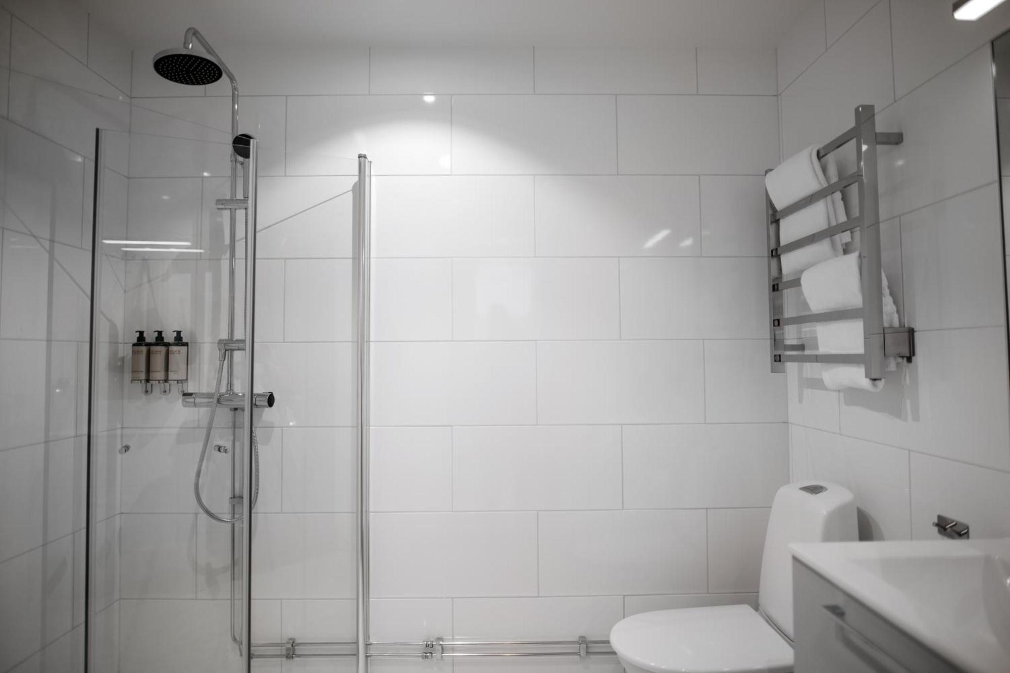 The Lab Hotel Солна Экстерьер фото